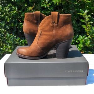 Women's Vince Camuto Hillsy Bootie Sz 7.5